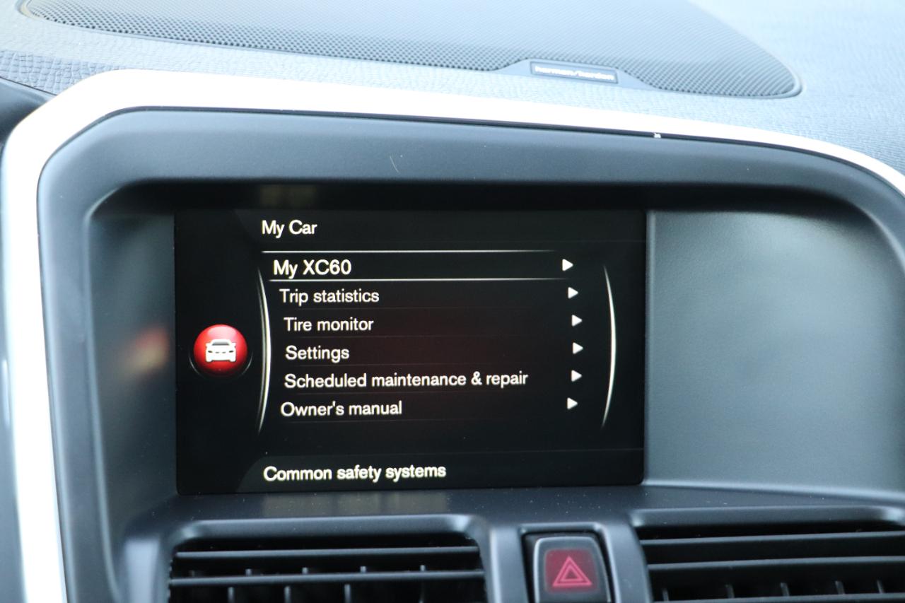 Volvo XC60 2015.5 AWD 4dr T6 Platinum 2015