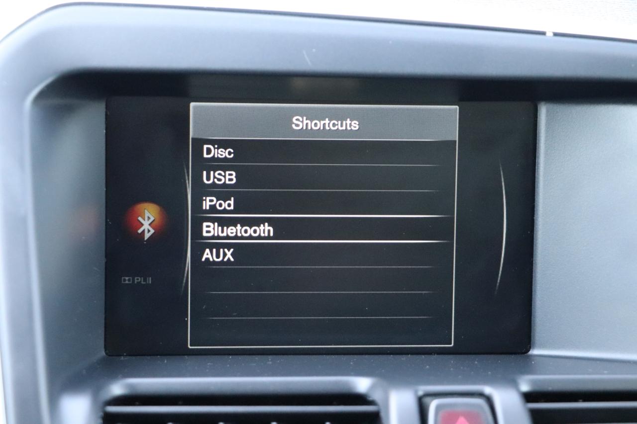 Volvo XC60 2015.5 AWD 4dr T6 Platinum 2015