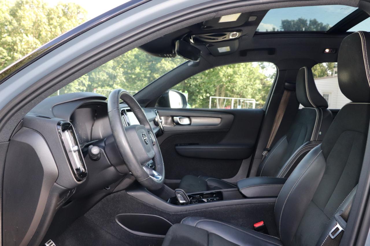 Volvo XC40 T5 AWD R-Design 2022