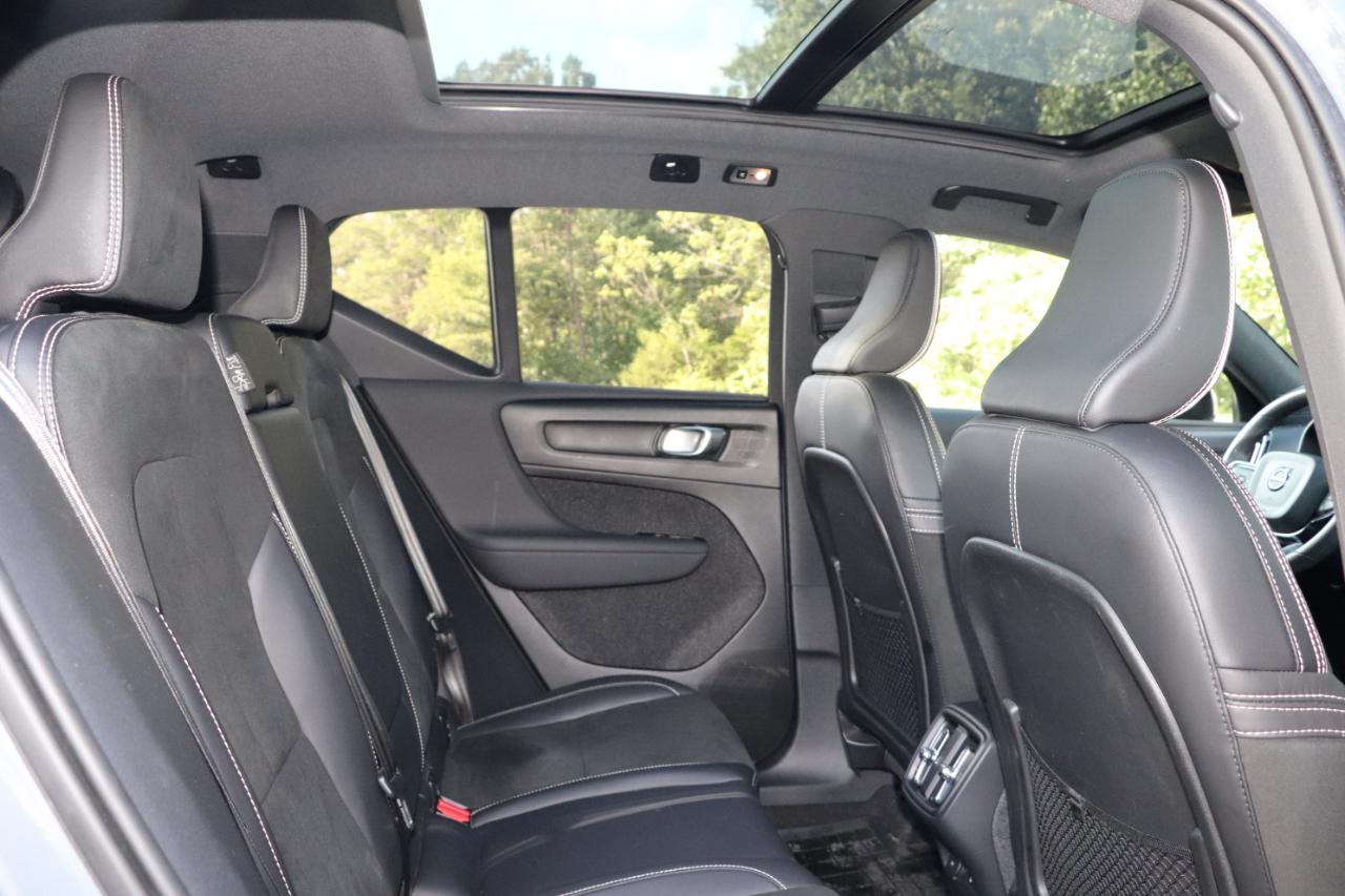 Volvo XC40 T5 AWD R-Design 2022