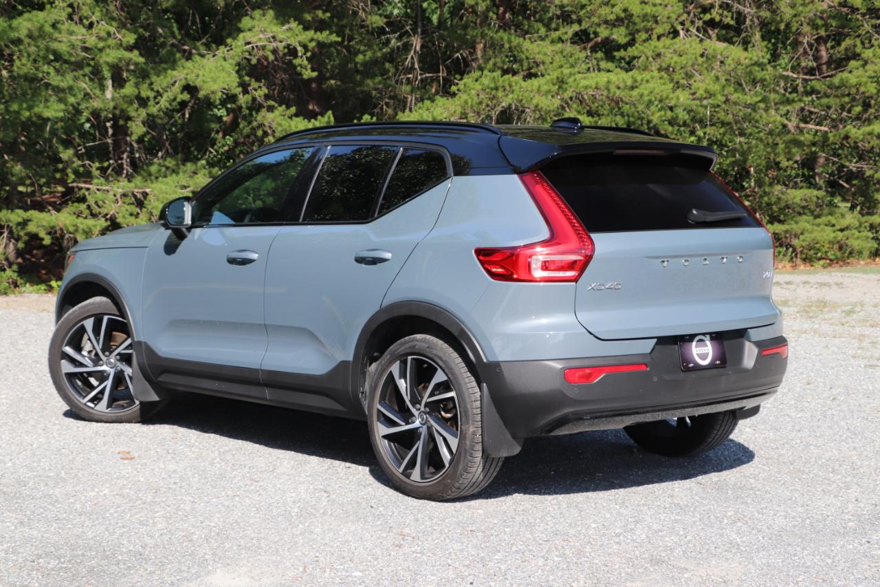 Volvo XC40 T5 AWD R-Design 2022