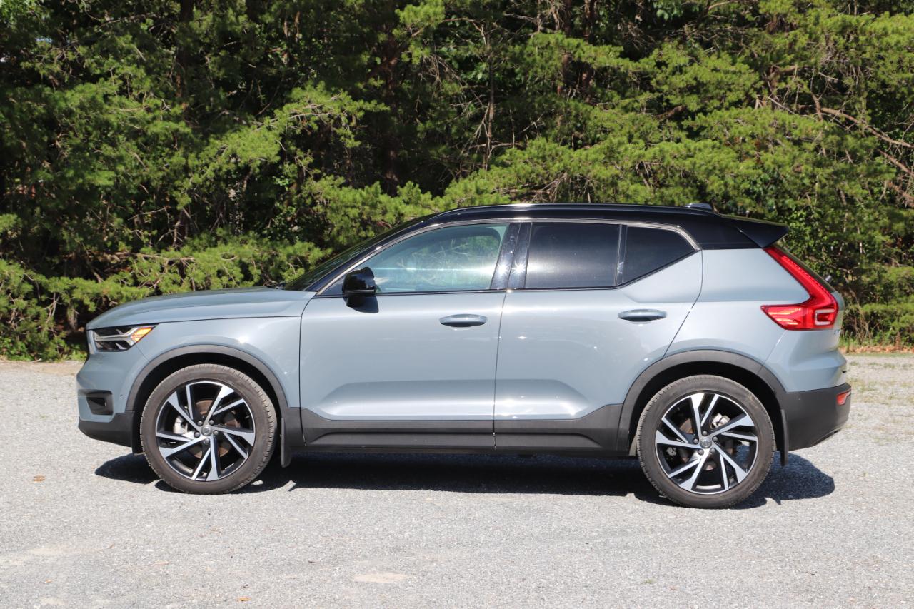 Volvo XC40 T5 AWD R-Design 2022