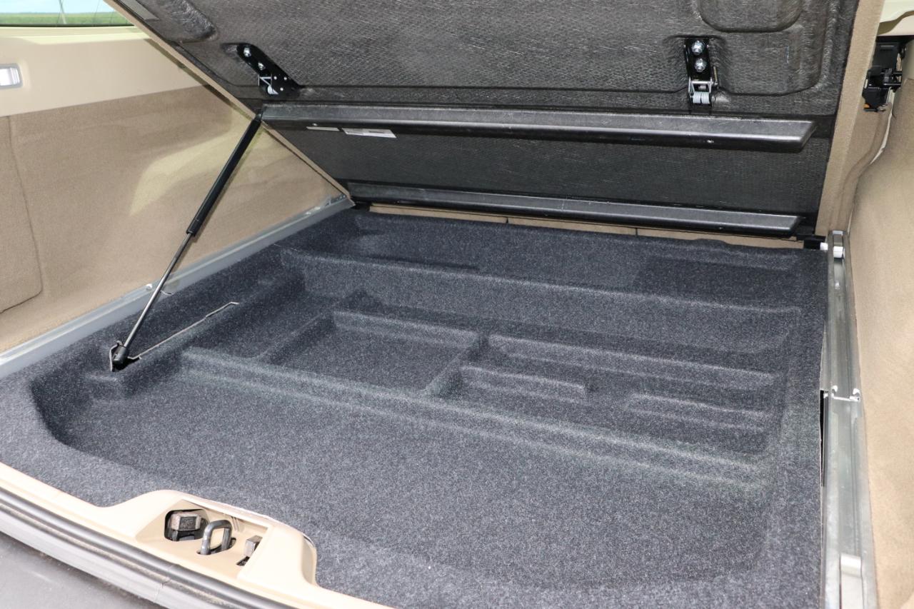 Volvo XC70 4dr Wgn 3.2L PZEV 2012