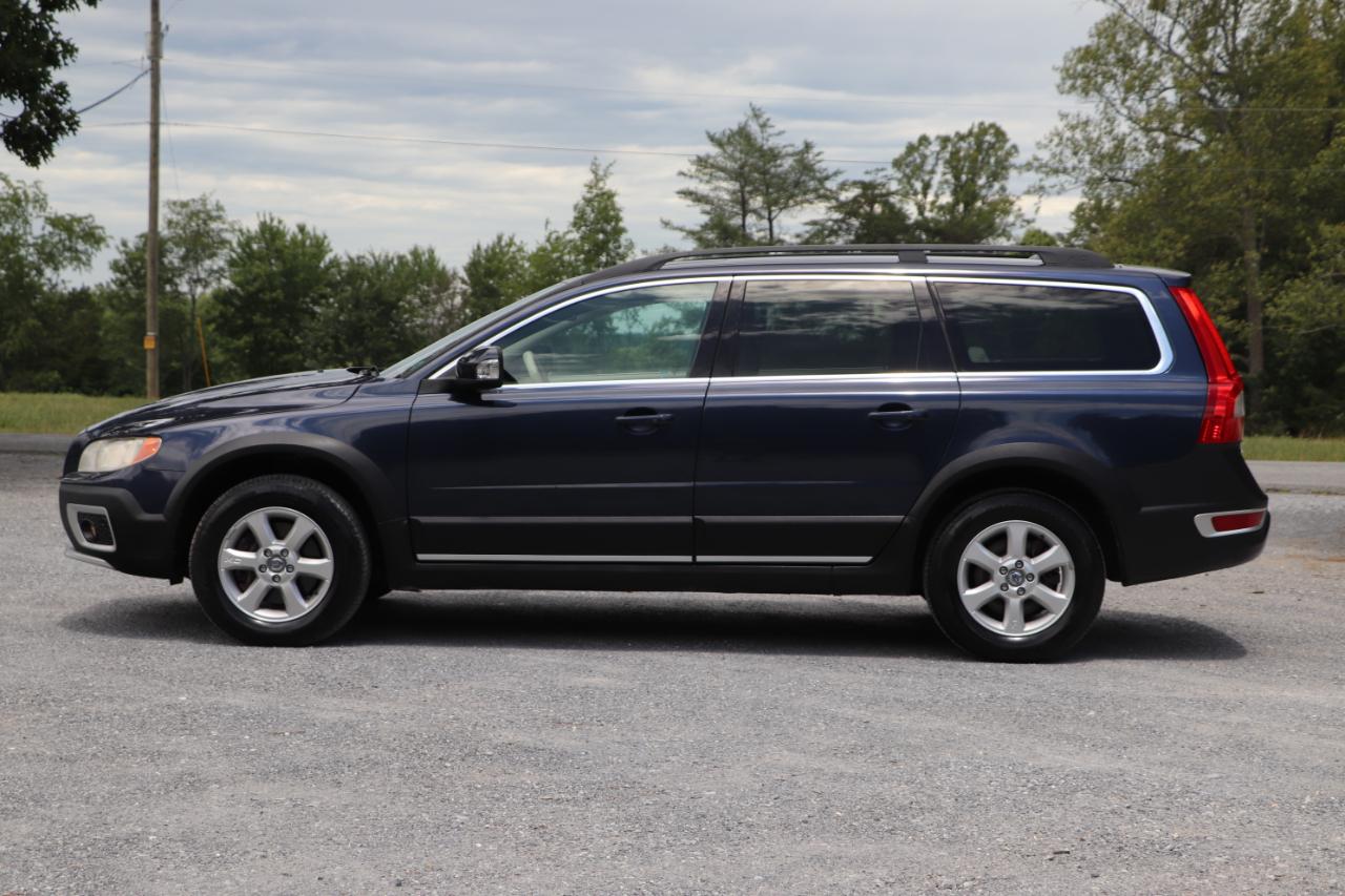 Volvo XC70 4dr Wgn 3.2L PZEV 2012