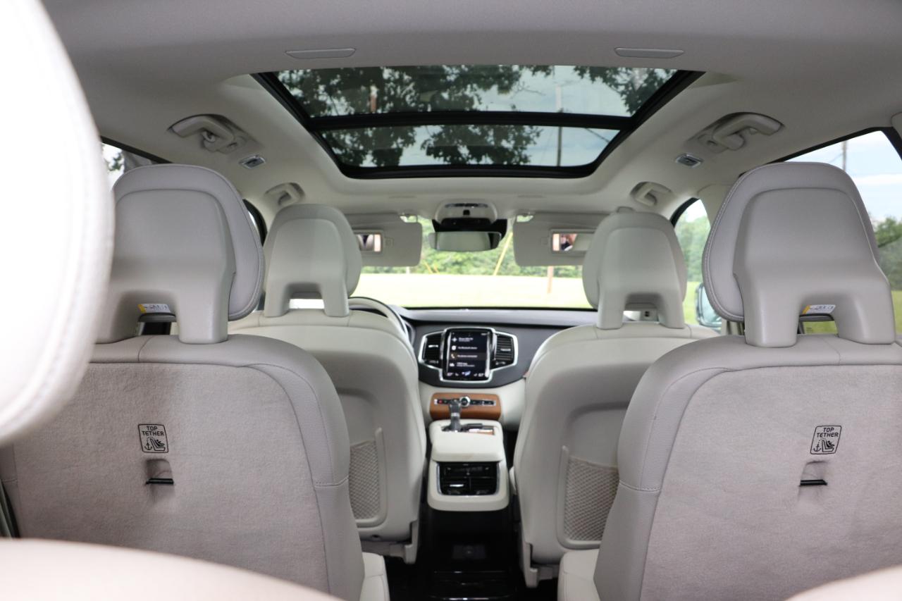 Volvo XC90 T6 AWD Momentum 6P 2022