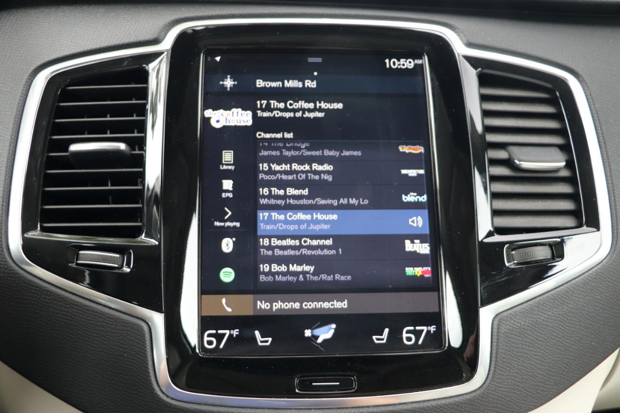 Volvo XC90 T6 AWD Momentum 6P 2022