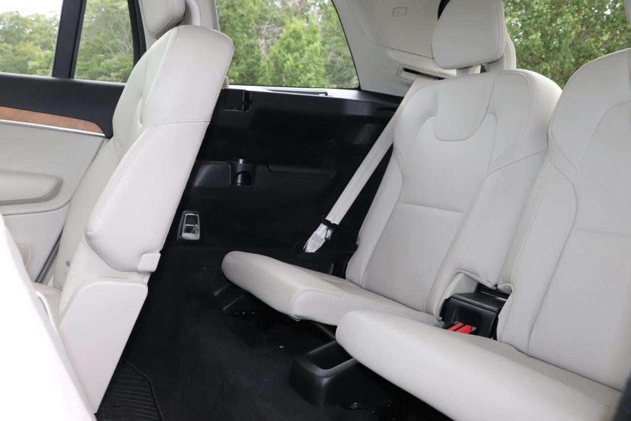 Volvo XC90 T6 AWD Momentum 6P 2022
