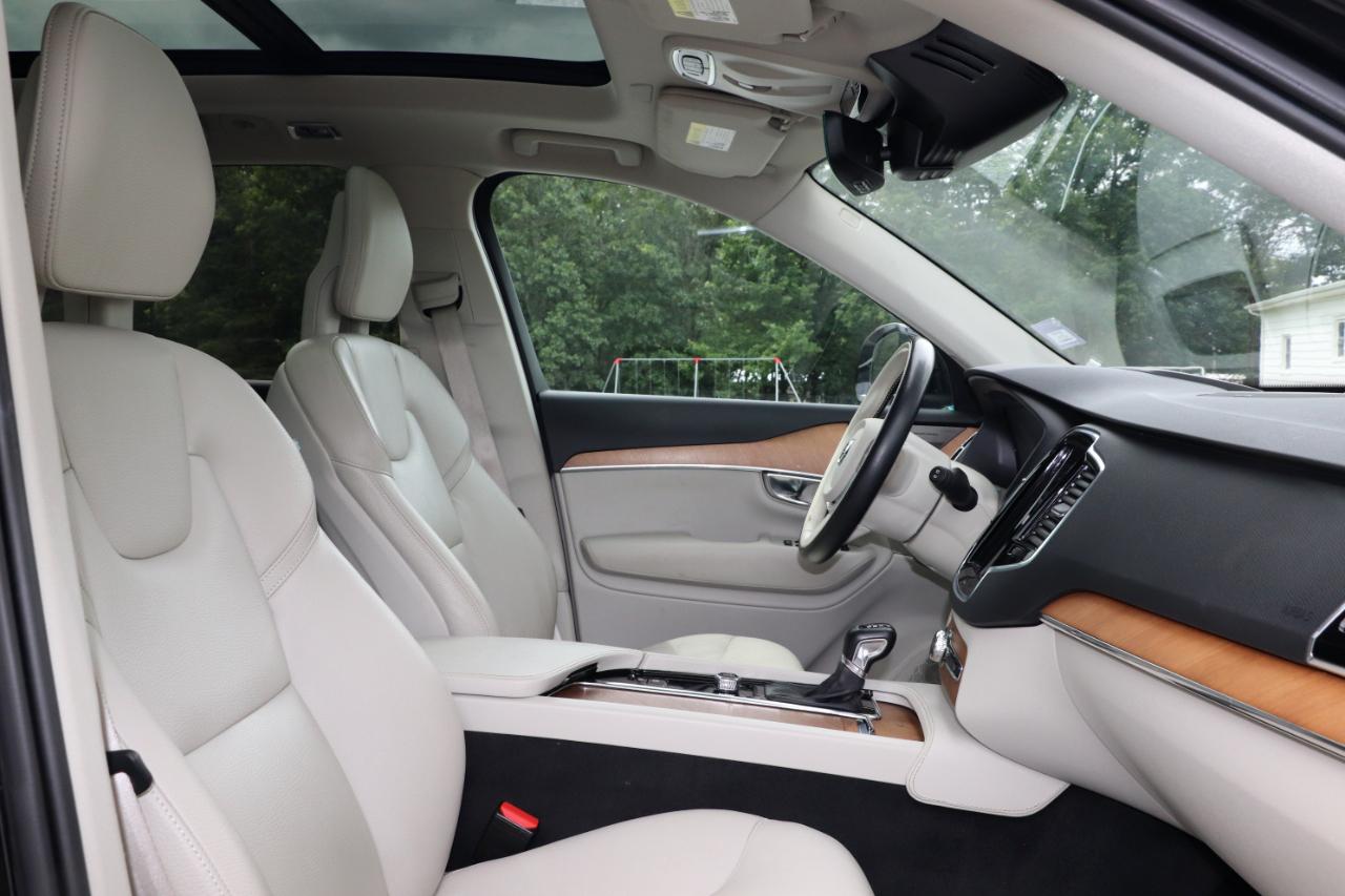 Volvo XC90 T6 AWD Momentum 6P 2022