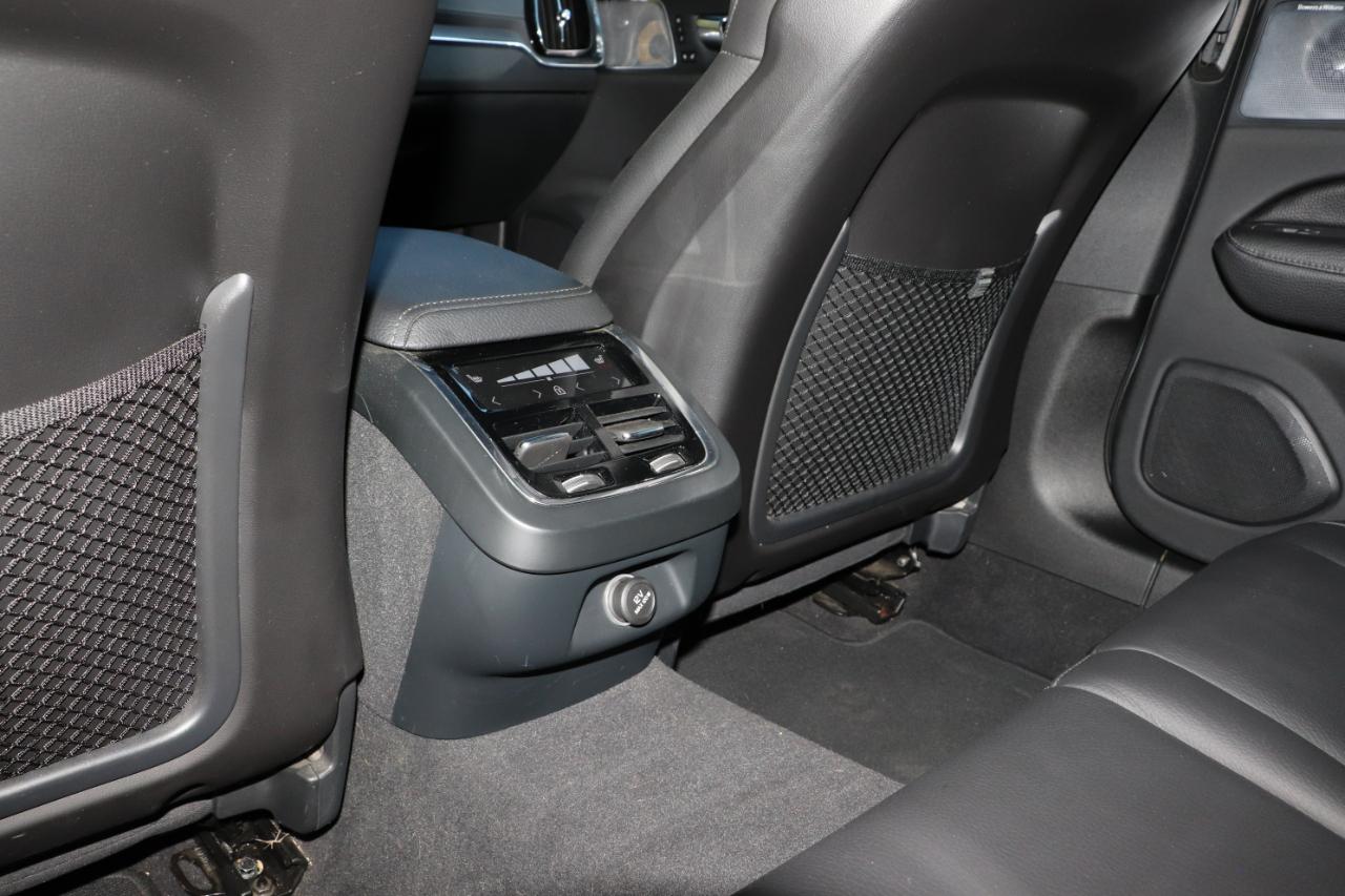 Volvo V60 Cross Country T5 AWD 2019