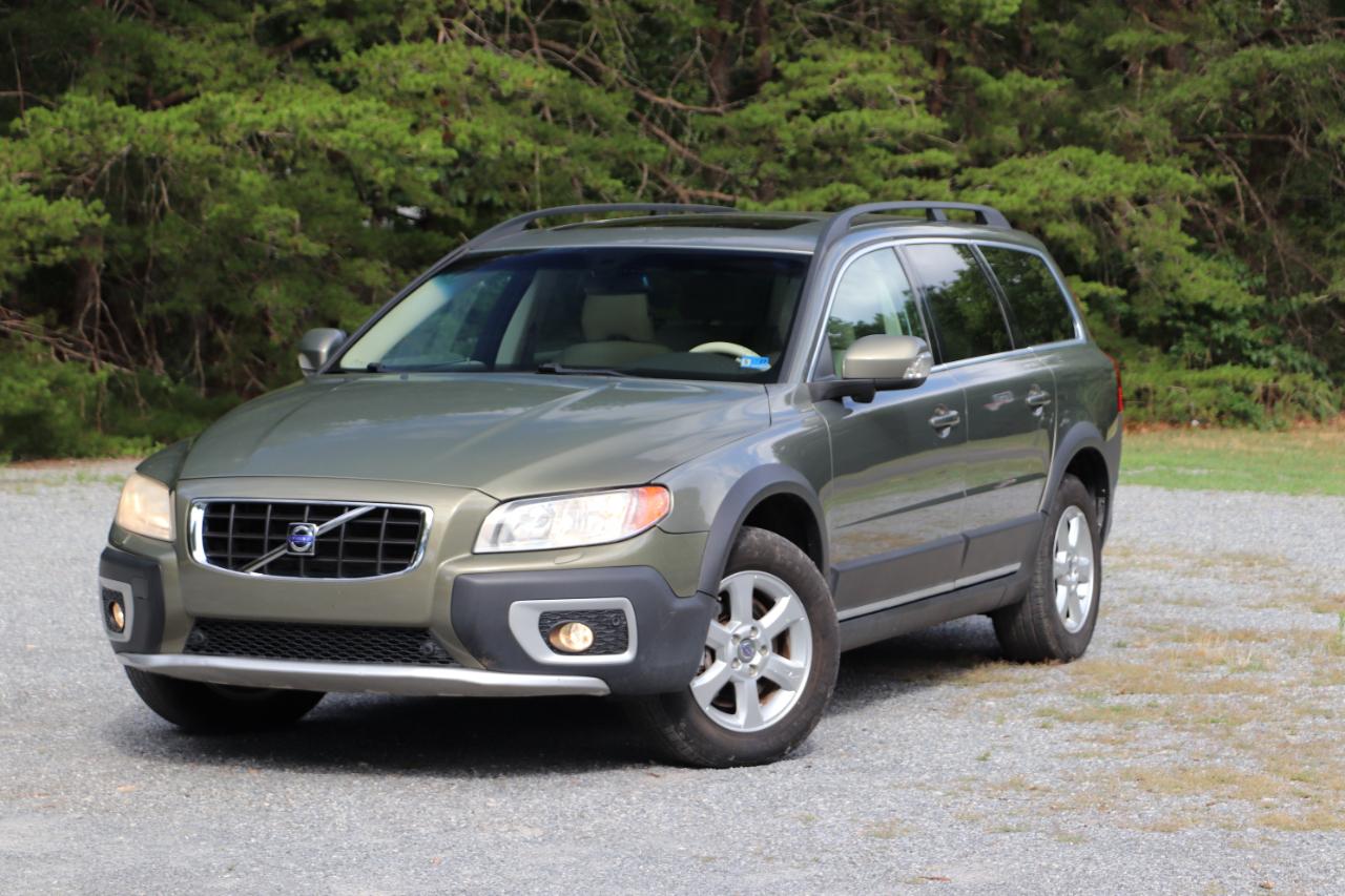 Volvo XC70 4dr Wgn 3.2L AWD 2011