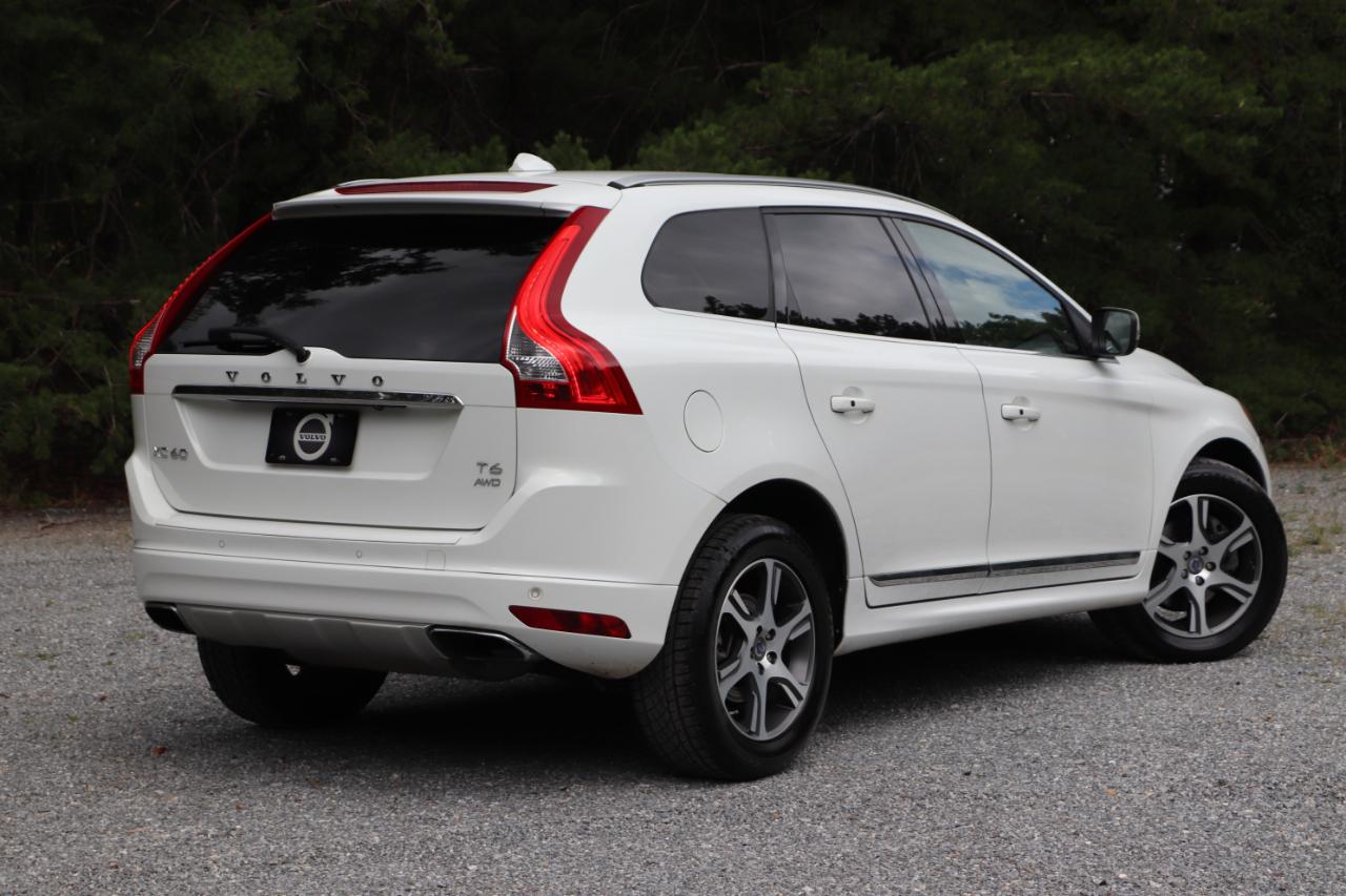 Volvo XC60 2015.5 AWD 4dr T6 2015