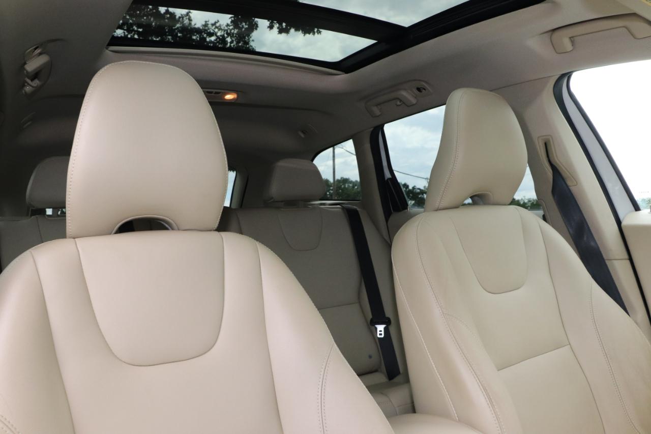 Volvo XC60 2015.5 AWD 4dr T6 2015