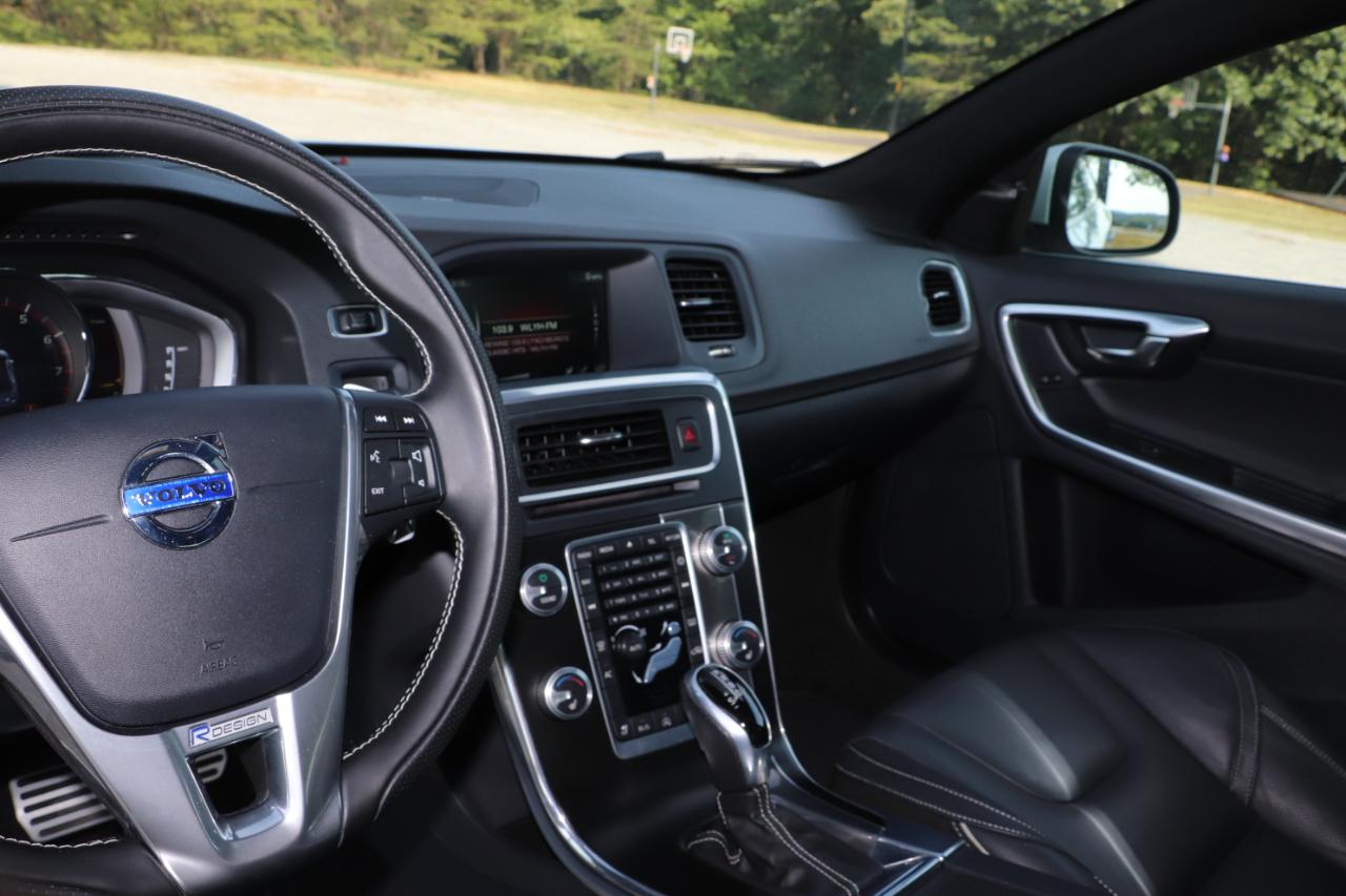 Volvo S60 4dr Sdn T5 Drive-E R-Design Special Edition FWD 2016
