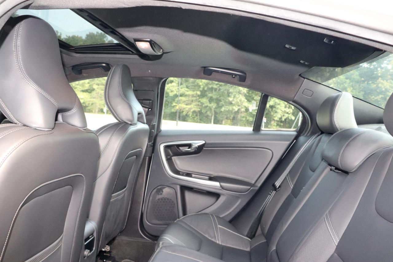Volvo S60 4dr Sdn T5 Drive-E R-Design Special Edition FWD 2016