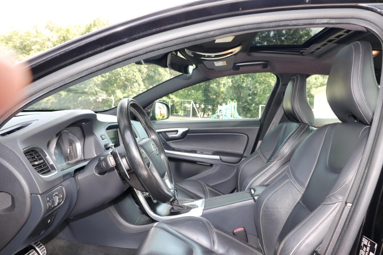 Volvo S60 4dr Sdn T5 Drive-E R-Design Special Edition FWD 2016