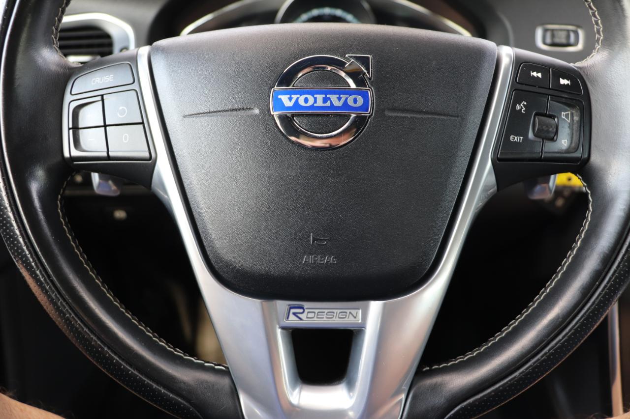 Volvo S60 4dr Sdn T5 Drive-E R-Design Special Edition FWD 2016