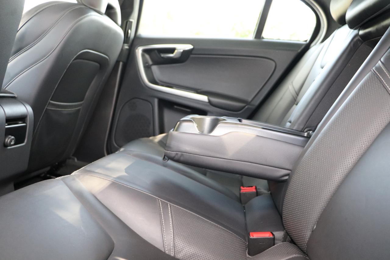Volvo S60 4dr Sdn T5 Drive-E R-Design Special Edition FWD 2016