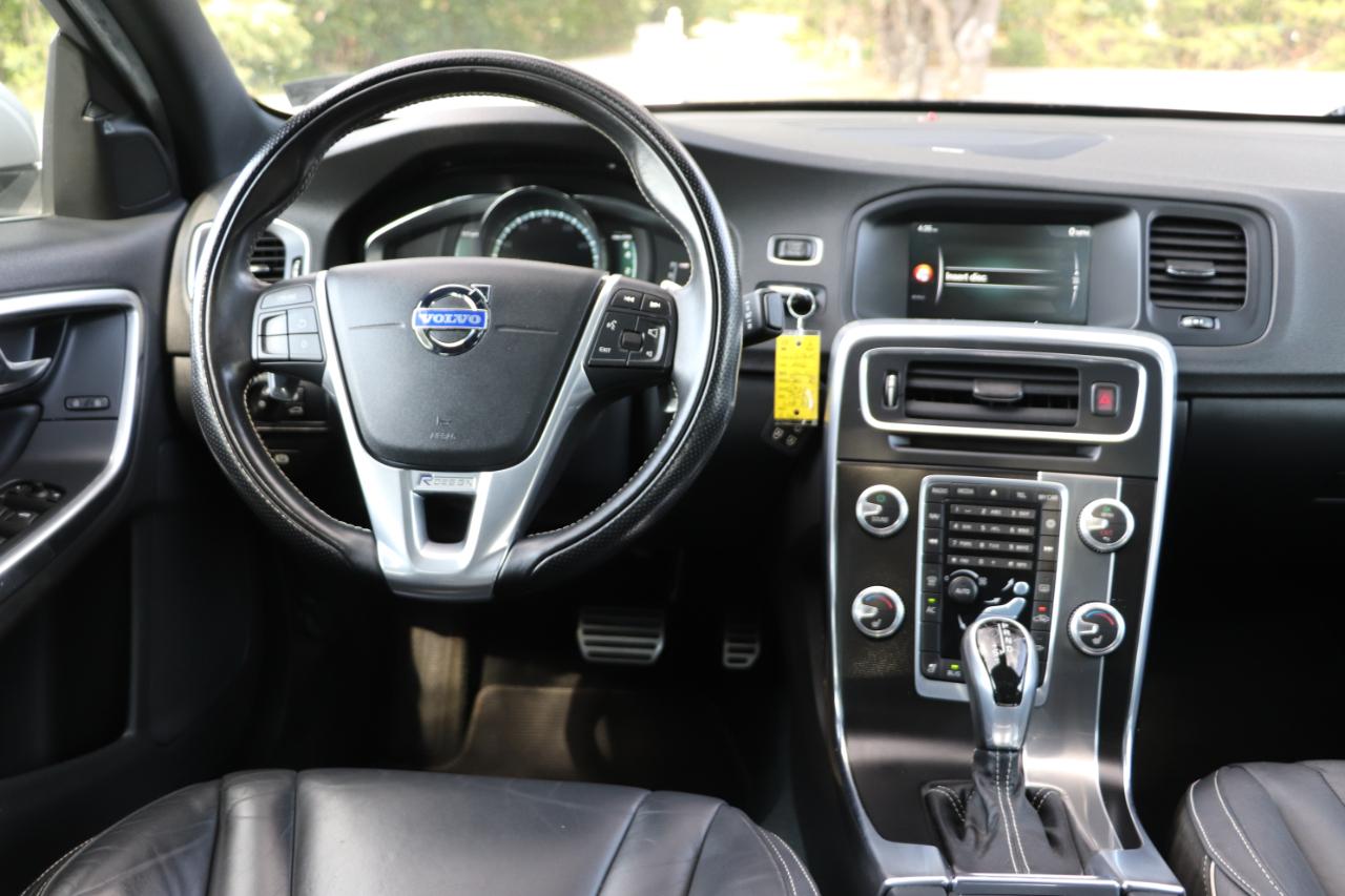 Volvo S60 4dr Sdn T5 Drive-E R-Design Special Edition FWD 2016