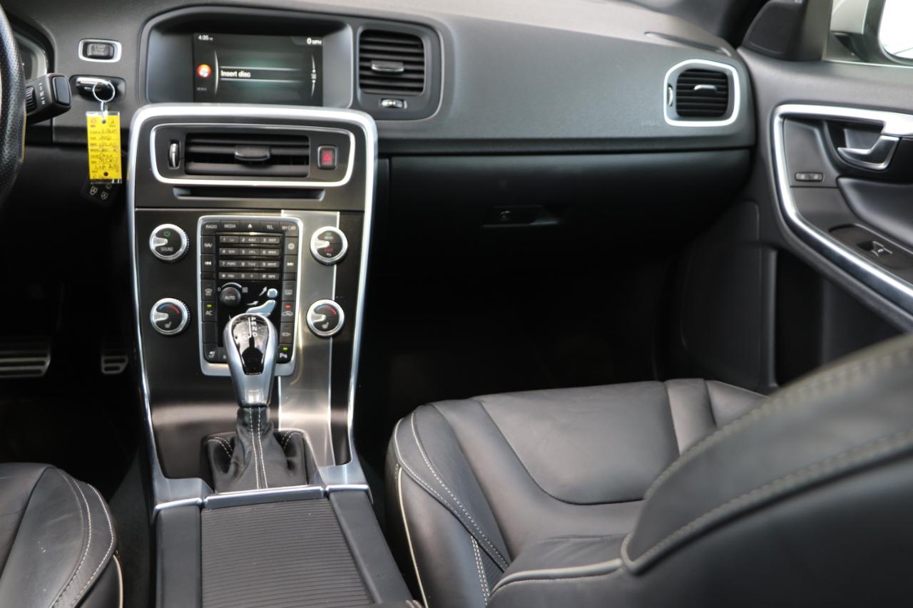Volvo S60 4dr Sdn T5 Drive-E R-Design Special Edition FWD 2016