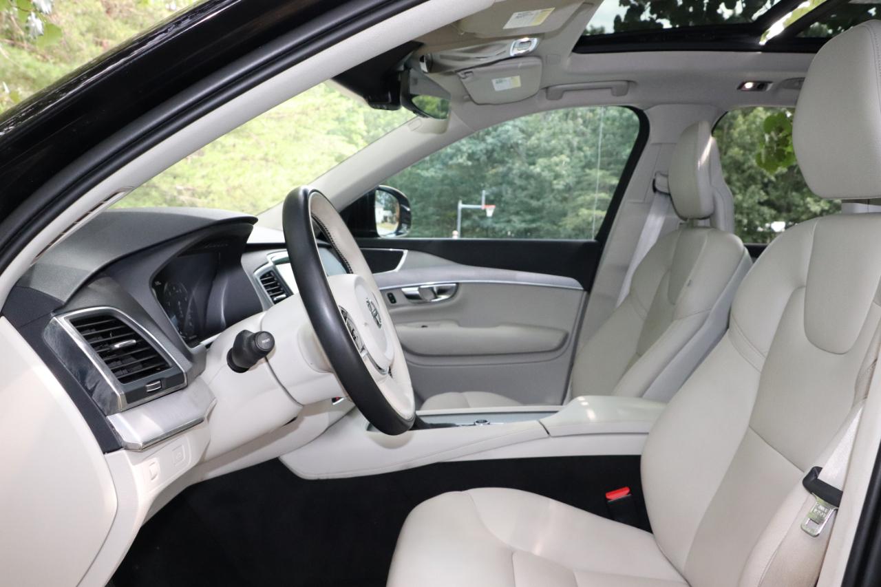 Volvo XC90 T5 FWD Momentum 7 Passenger 2022