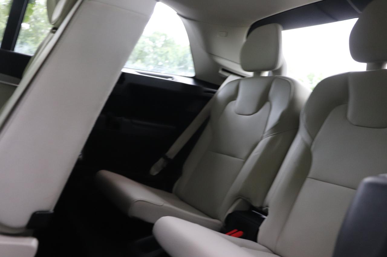 Volvo XC90 T5 FWD Momentum 7 Passenger 2022