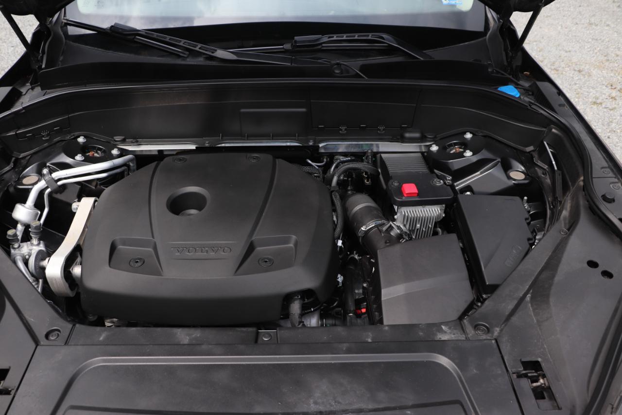 Volvo XC90 T5 FWD Momentum 7 Passenger 2022