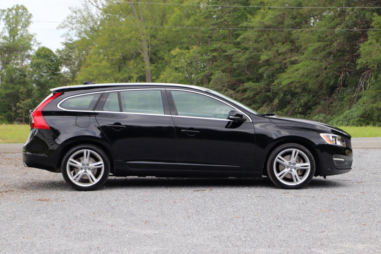 Volvo V60 4dr Wgn T5 Premier AWD 2016