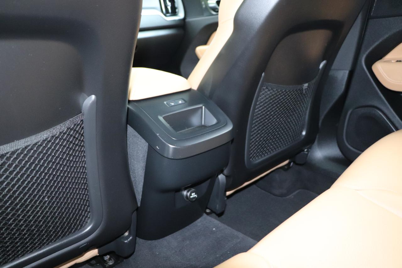 Volvo XC60 T6 AWD Momentum 2019