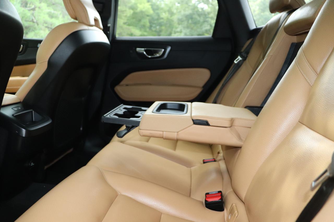 Volvo XC60 T6 AWD Momentum 2019