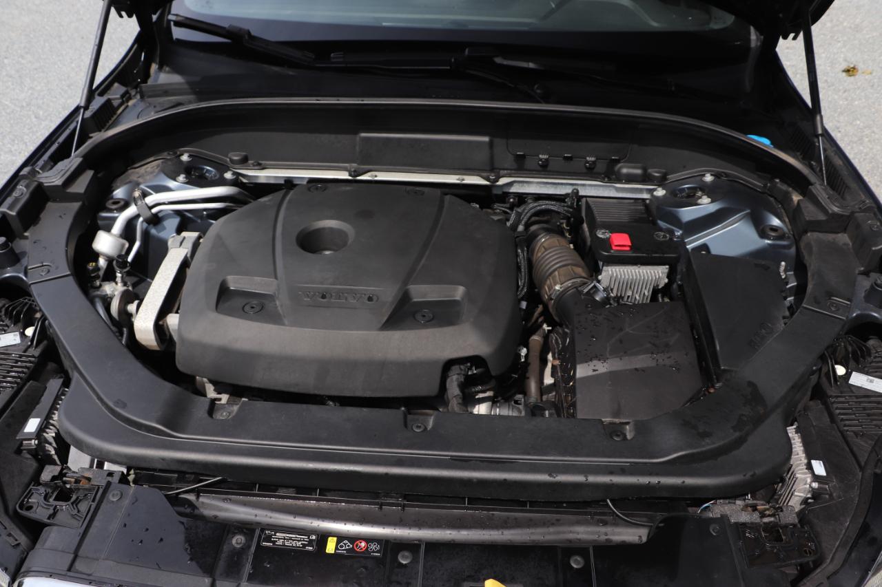 Volvo XC60 T6 AWD Momentum 2019