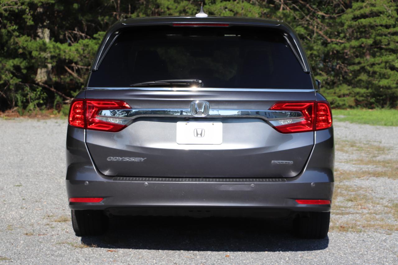 Honda Odyssey Touring Auto 2018