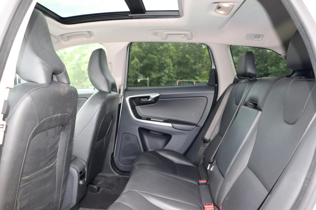 Volvo XC60 AWD 4dr T5 Premier 2016