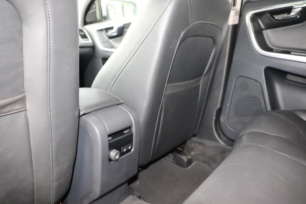 Volvo XC60 AWD 4dr T5 Premier 2016