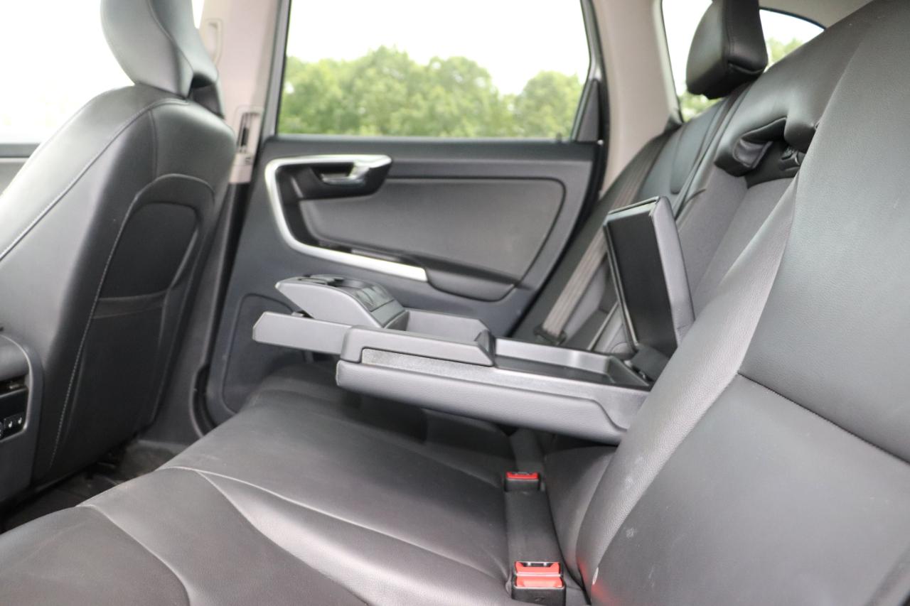 Volvo XC60 AWD 4dr T5 Premier 2016
