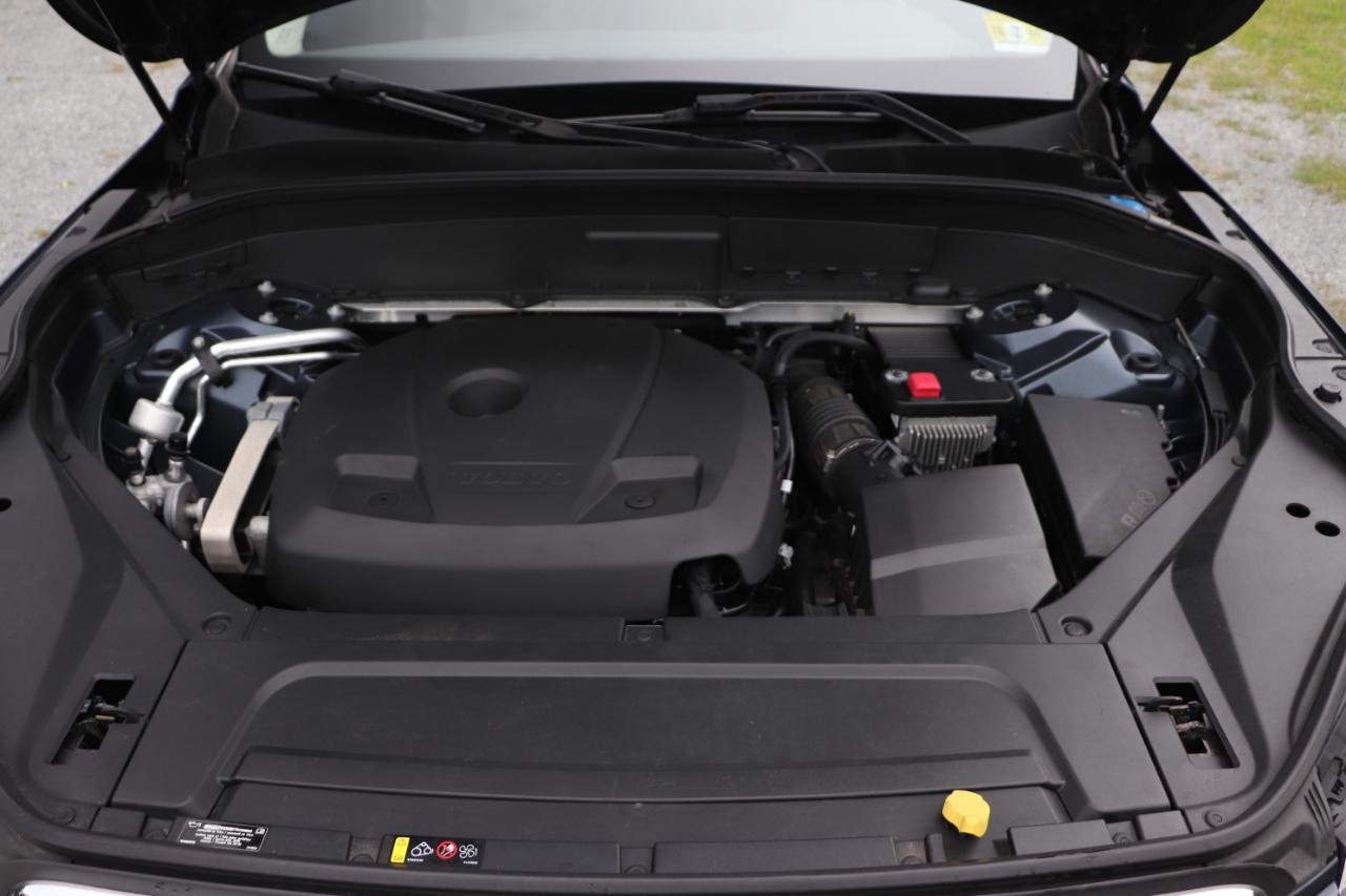 Volvo XC90 T6 AWD Momentum 2019