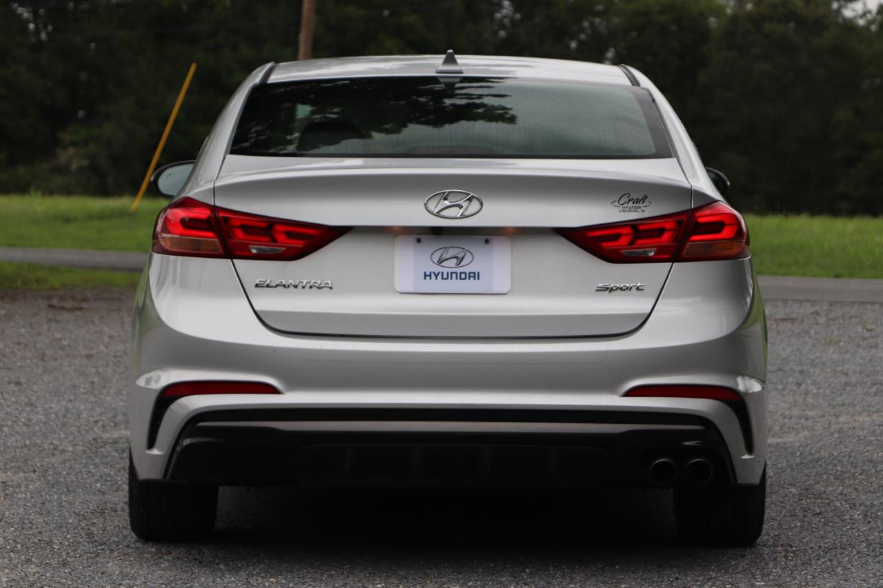 Hyundai Elantra  2018