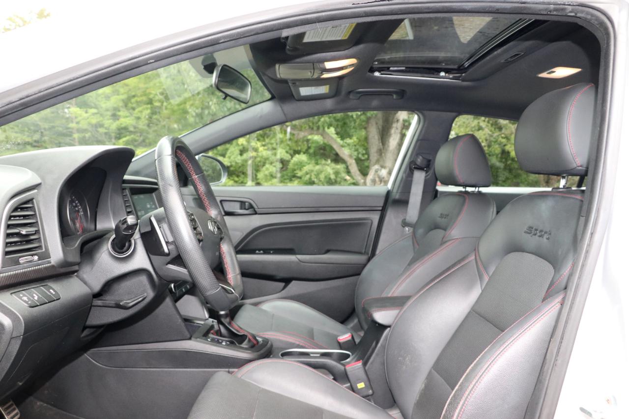Hyundai Elantra  2018