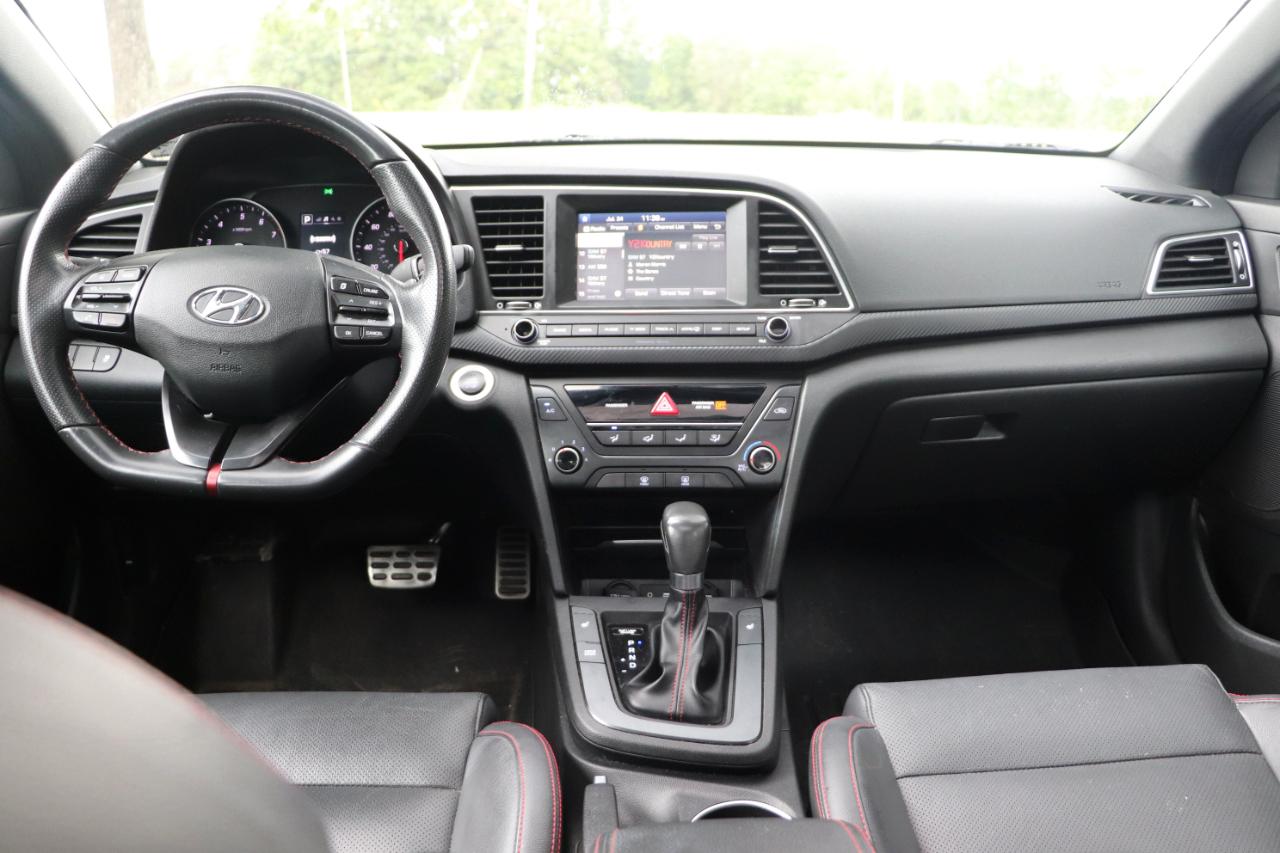 Hyundai Elantra  2018
