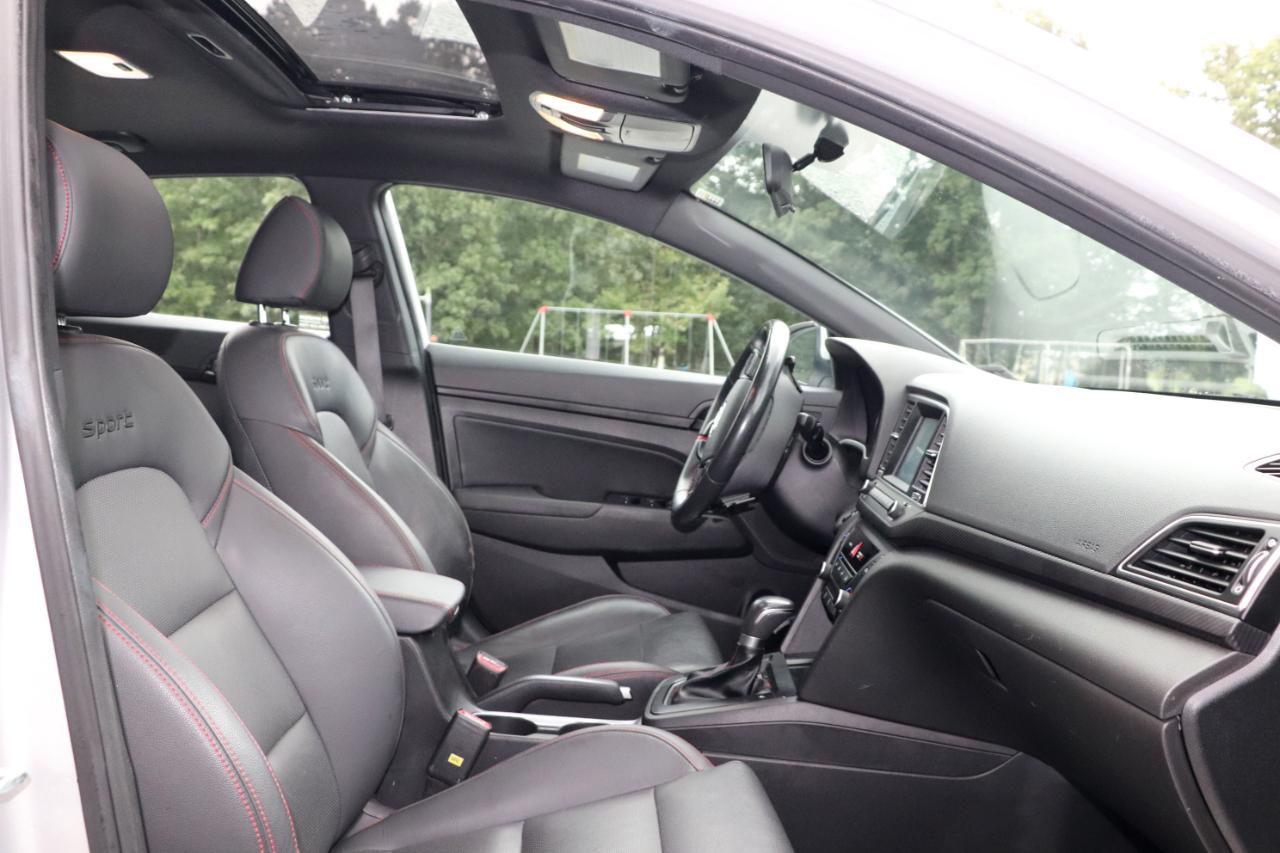 Hyundai Elantra  2018