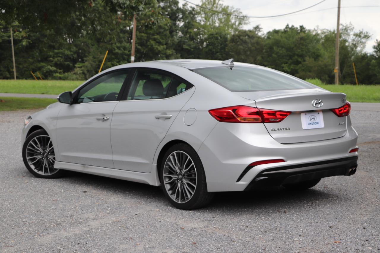 Hyundai Elantra  2018