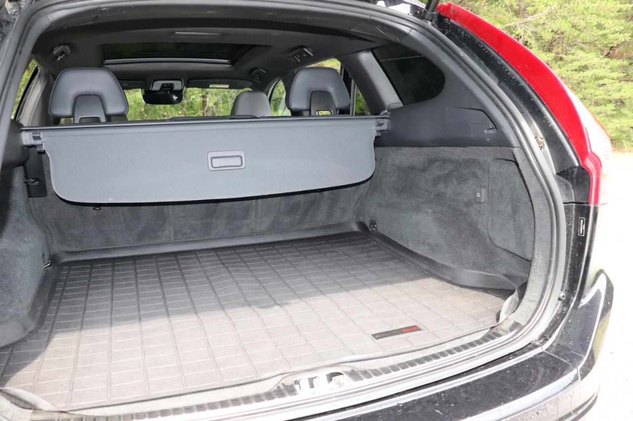 Volvo XC60 2015.5 AWD 4dr T6 Platinum 2015
