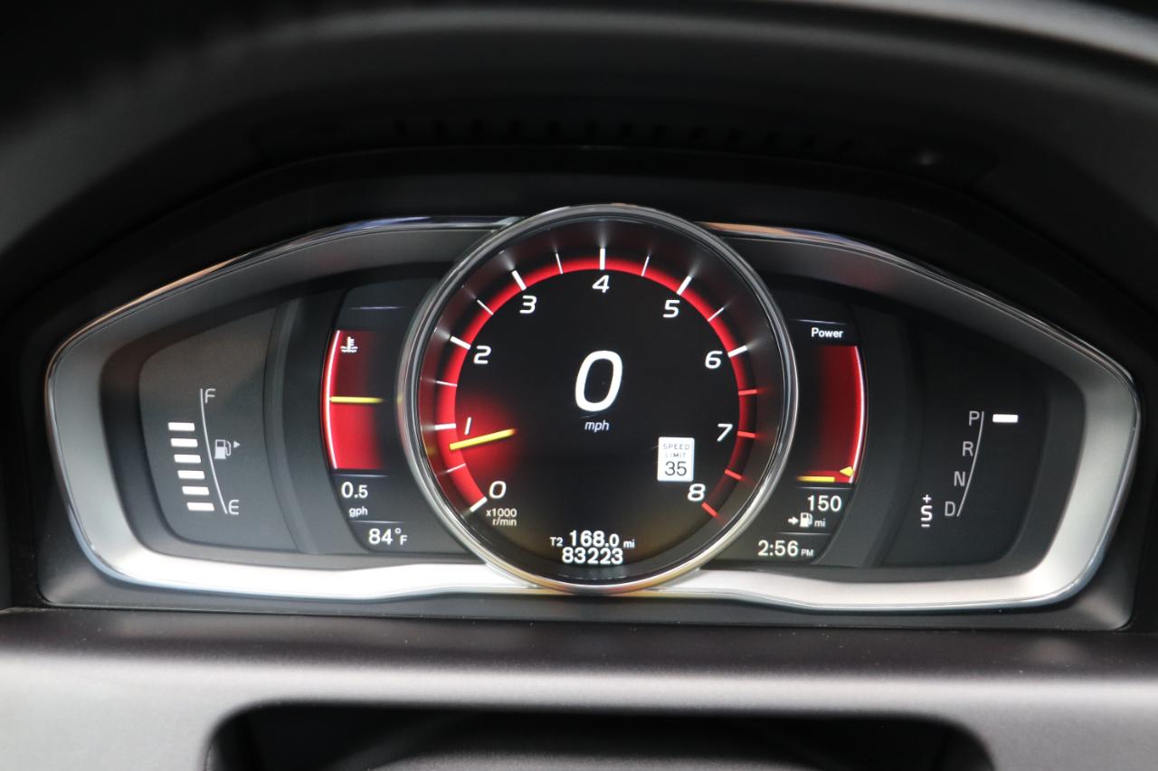 Volvo XC60 2015.5 AWD 4dr T6 Platinum 2015