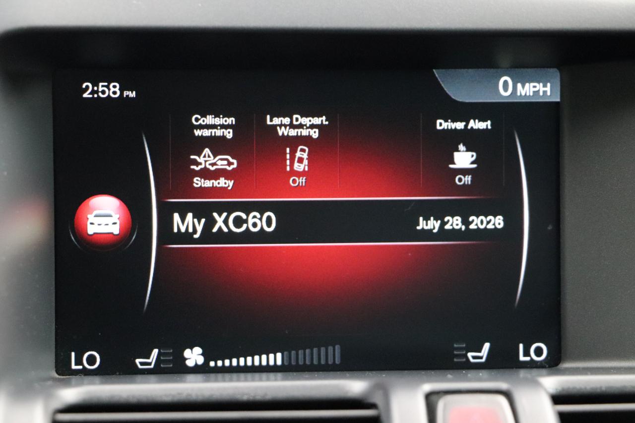 Volvo XC60 2015.5 AWD 4dr T6 Platinum 2015
