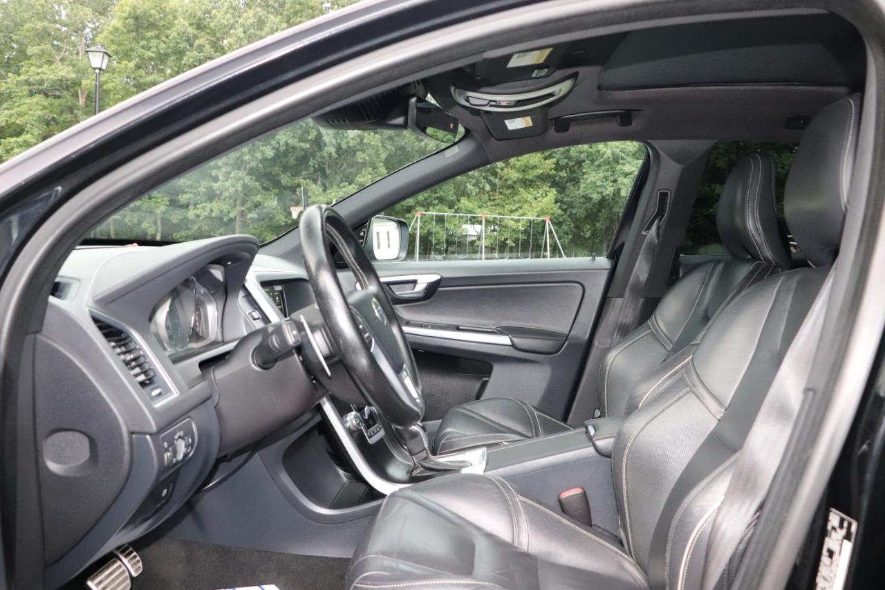 Volvo XC60 2015.5 AWD 4dr T6 R-Design Platinum 2015