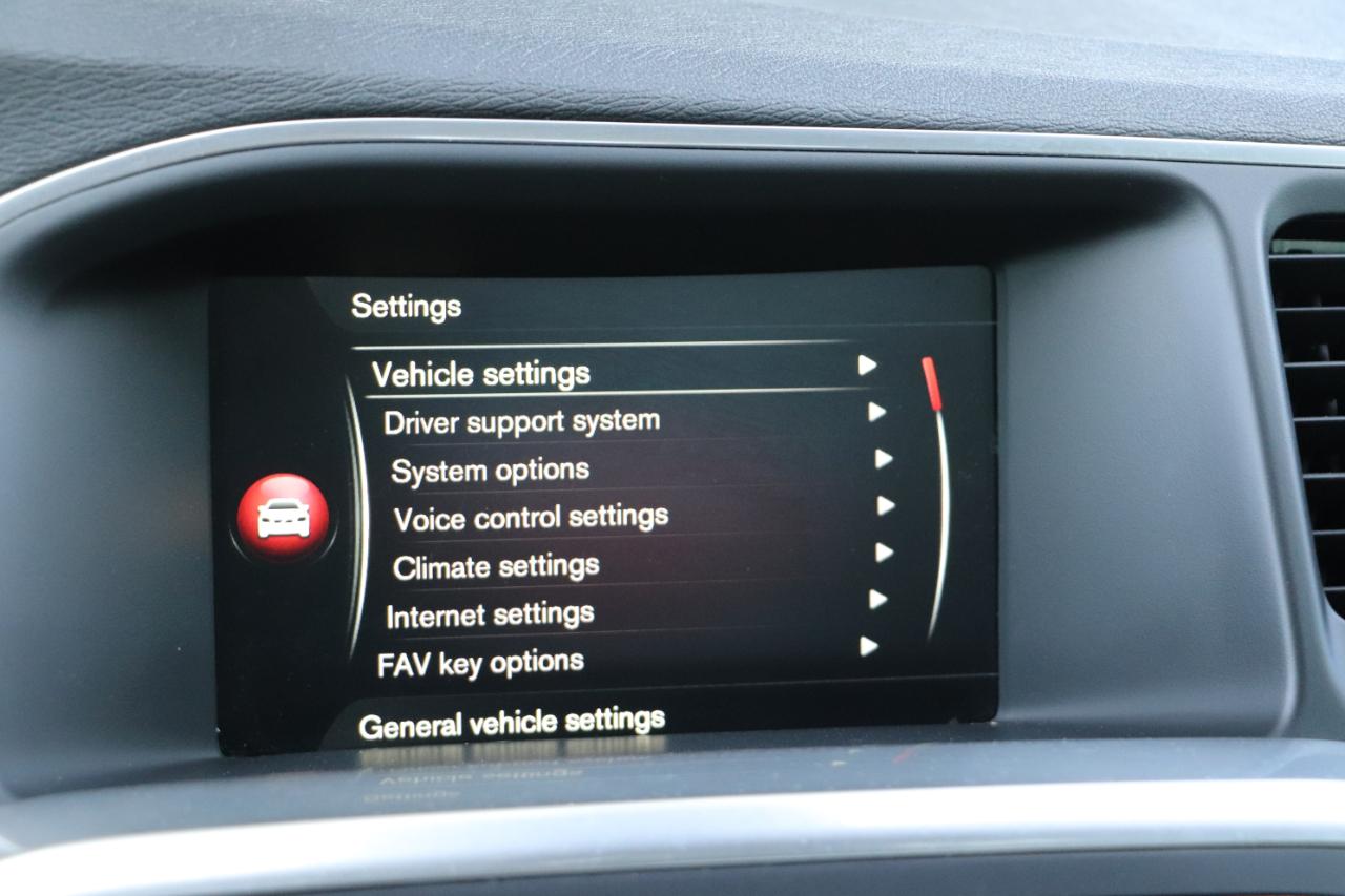 Volvo S60 Inscription 4dr Sdn T5 Drive-E Premier FWD 2016