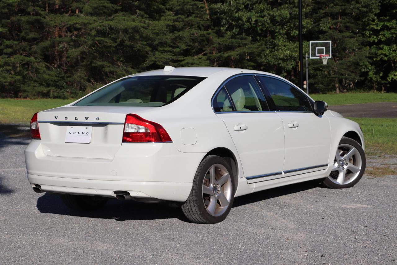 Volvo S80 4dr Sdn I6 Turbo AWD 2010