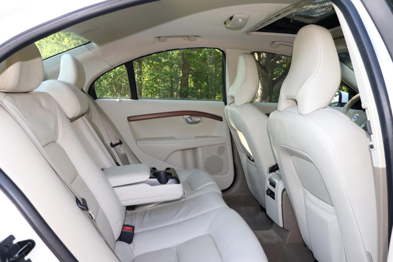 Volvo S80 4dr Sdn I6 Turbo AWD 2010