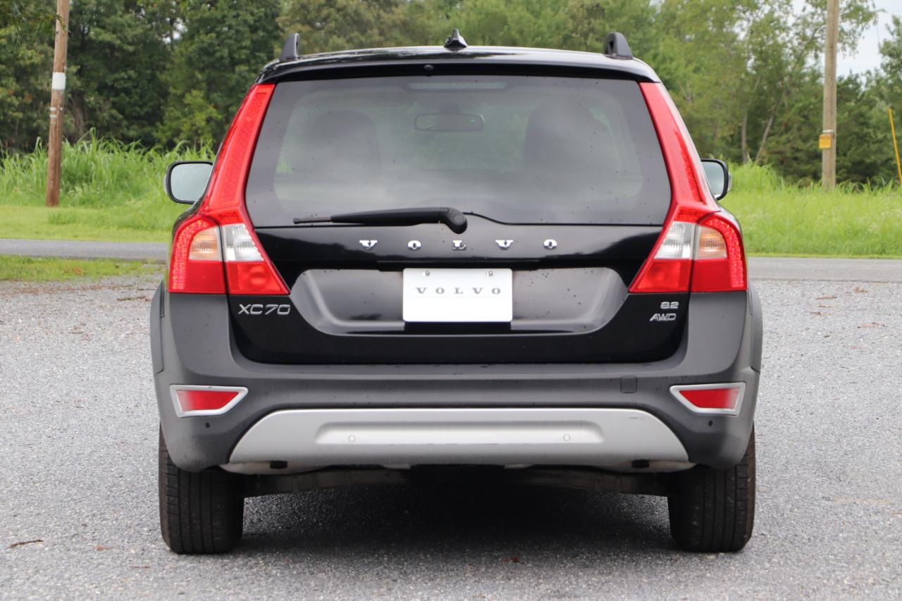 Volvo XC70 4dr Wgn 3.2L 2010