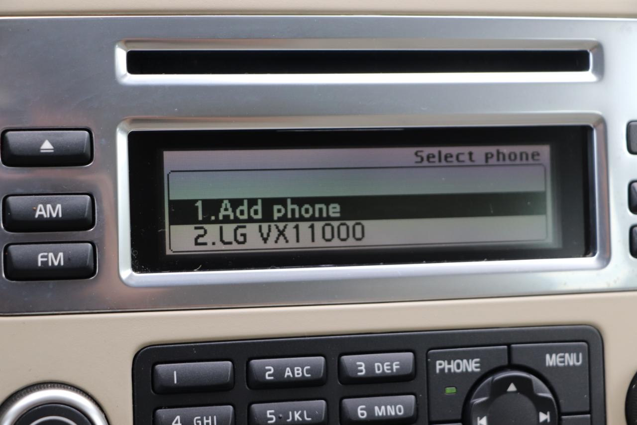 Volvo XC70 4dr Wgn 3.2L 2010