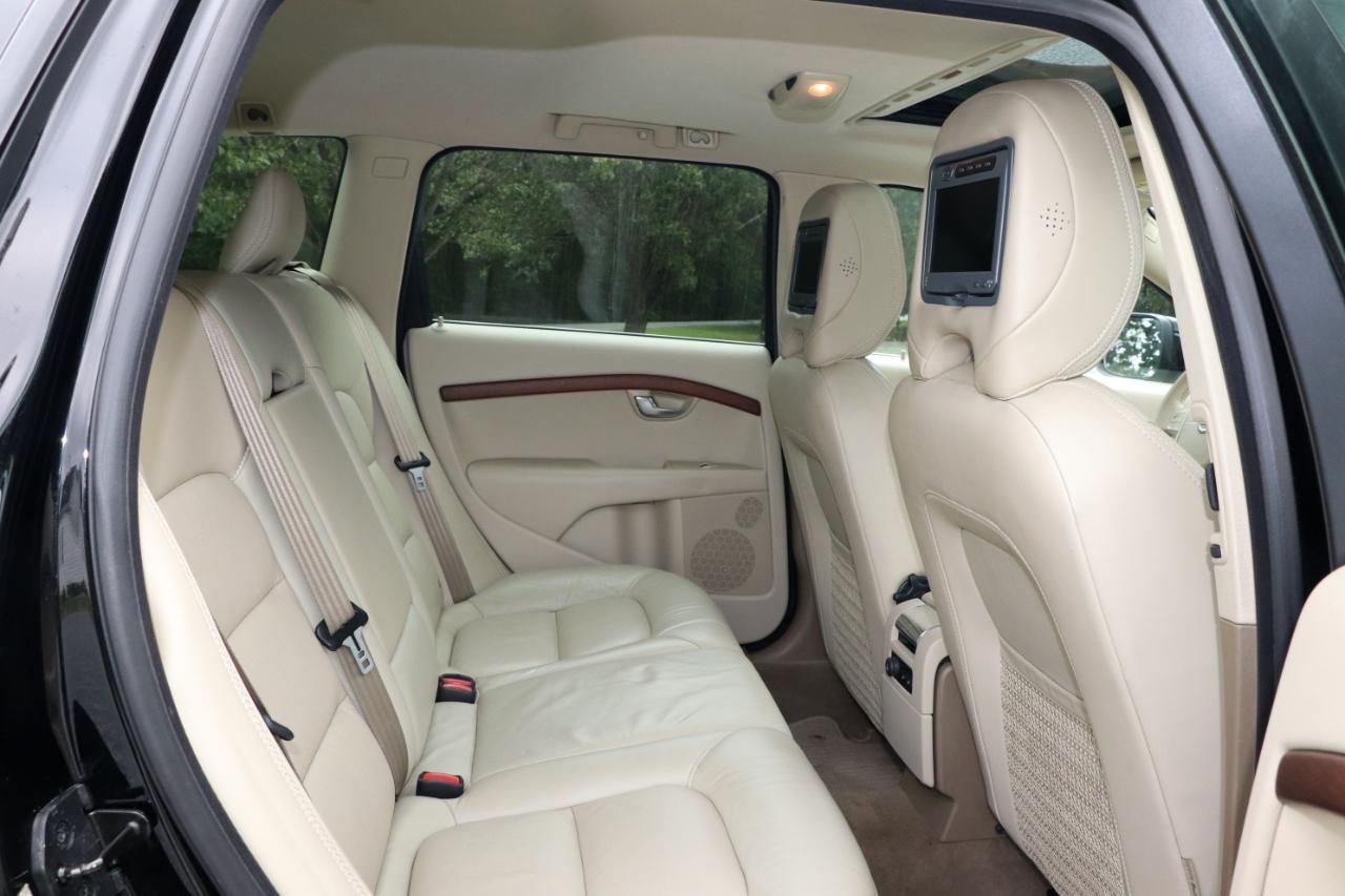 Volvo XC70 4dr Wgn 3.2L 2010